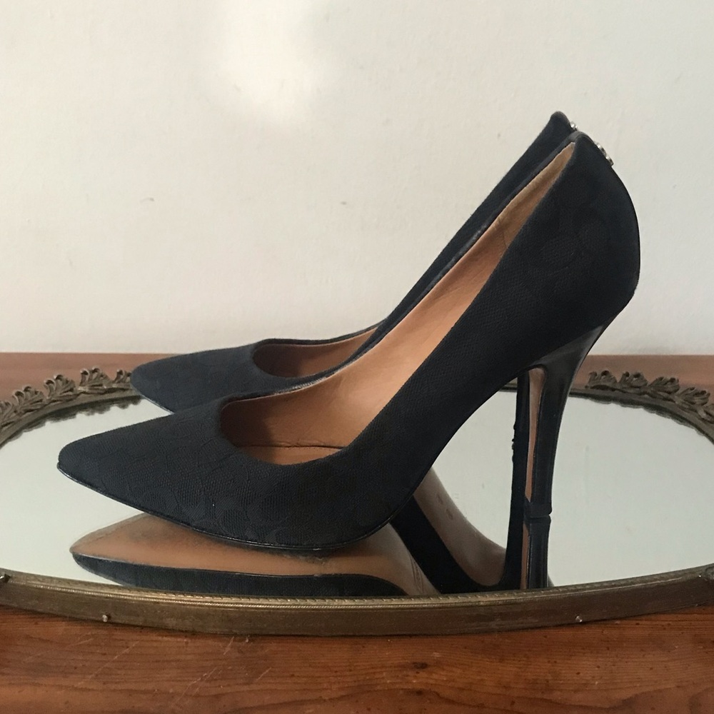 โ๏ธCoach Women's Black Heels ๐ - Picture 7 of 14